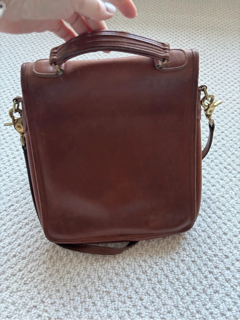 Vintage 1980s Coach burnished  Brown Leather Messenger Bag